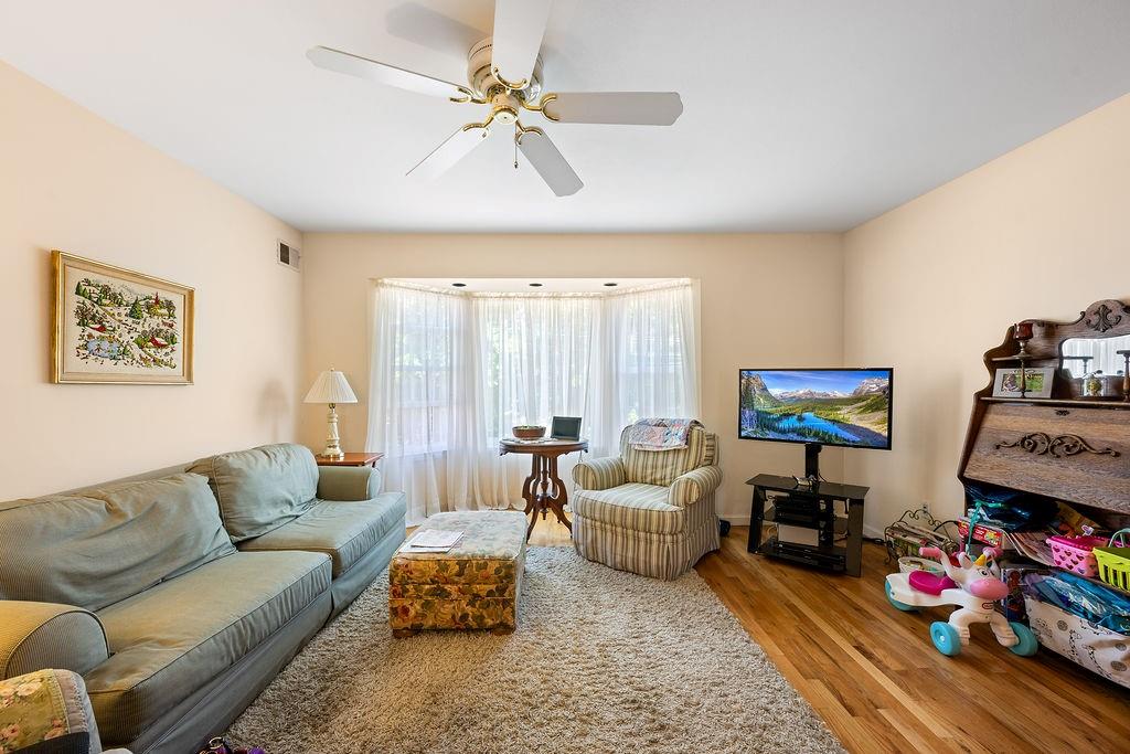 34 Francine Lane, Staten  Island, New York, 10314 image 9