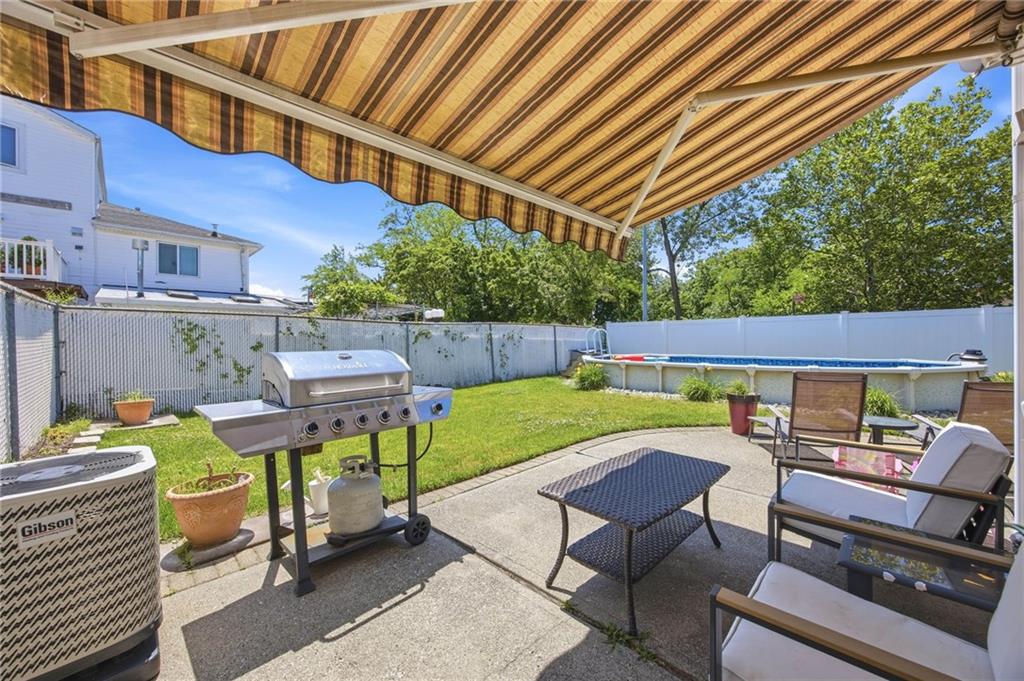 522 Medina Street, Staten  Island, New York, 10306 image 14