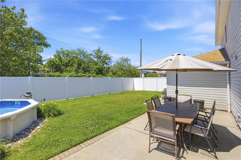 522 Medina Street, Staten  Island, New York, 10306 image 15