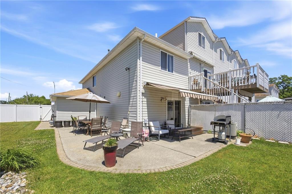 522 Medina Street, Staten  Island, New York, 10306 image 18