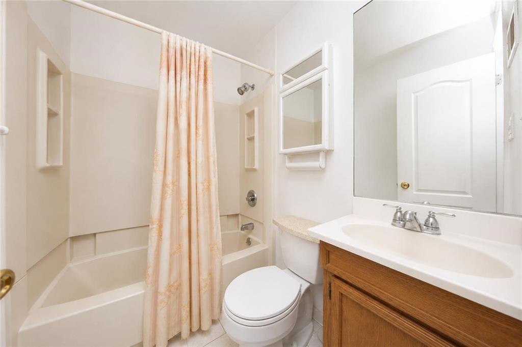 32 Franklin Place, State Island, New York, 10314 image 10