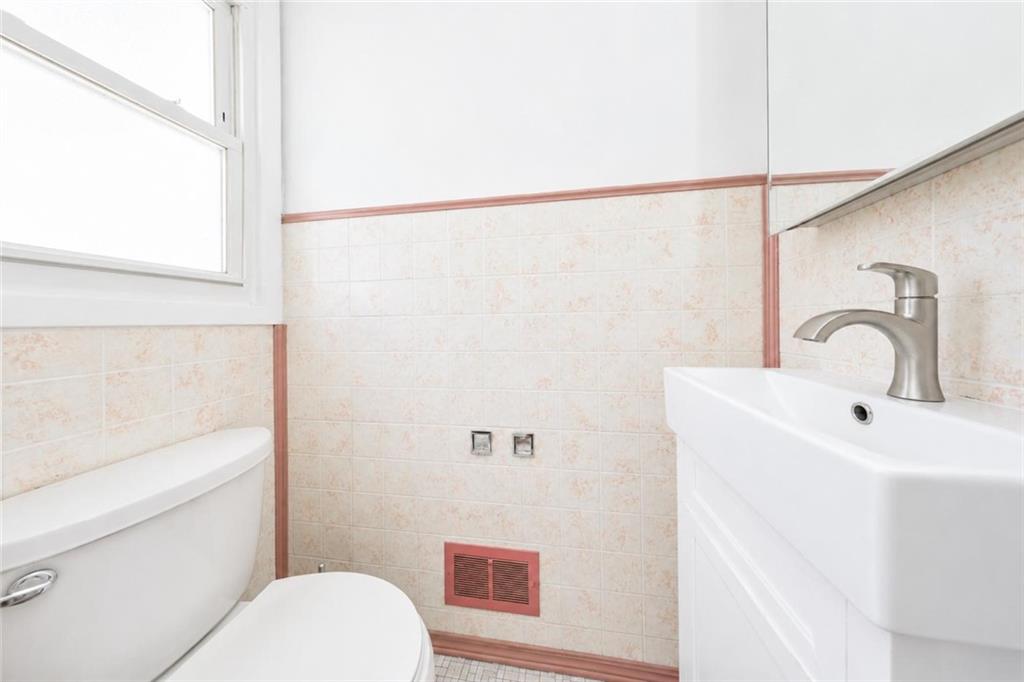 382 Hanover Avenue, Staten  Island, New York, 10304 image 7
