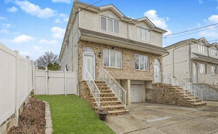 1167 Rockland Avenue Image 1