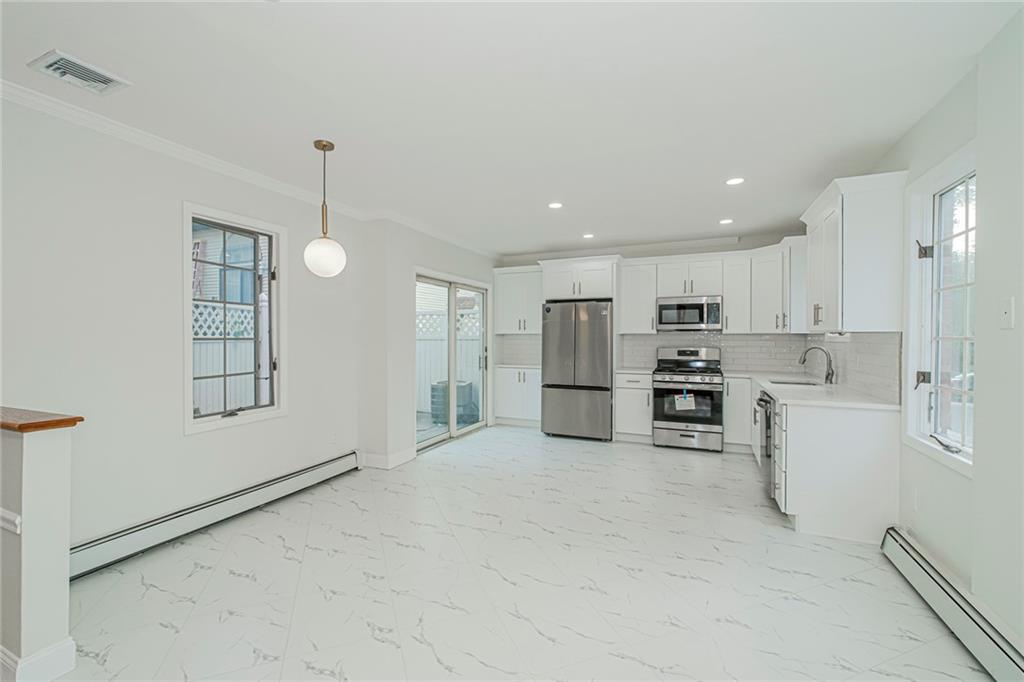 12 Lexington Lane Image 3