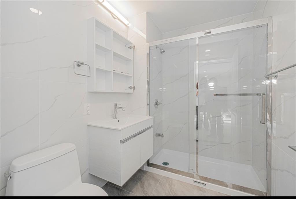811 45th Street 5B Image 2