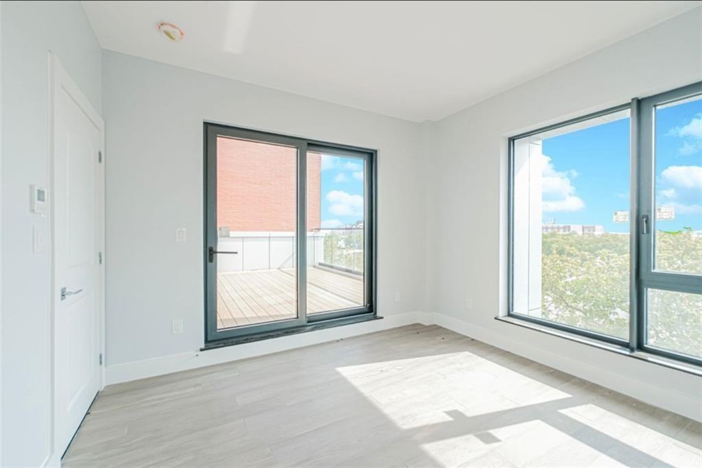 811 45th Street 5B Image 1