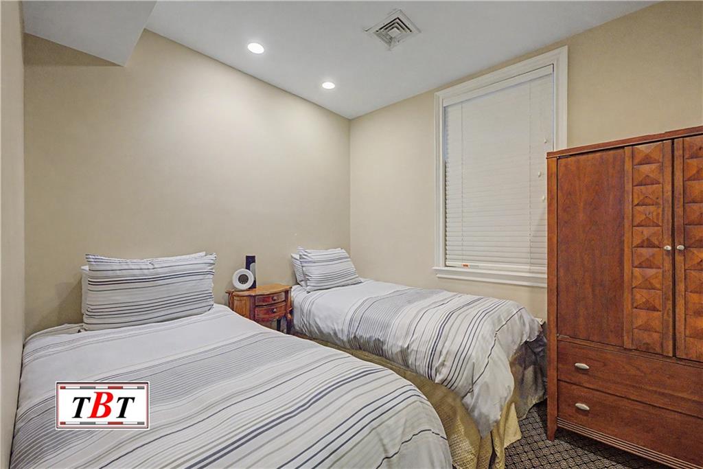1222 East 22nd Street, Brooklyn, New York, 11210 image 31