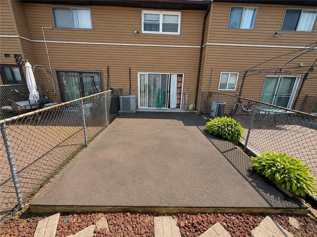 196 Rolling Hill Green, Staten  Island, New York, 10312 image 13