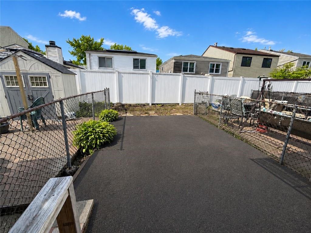 196 Rolling Hill Green, Staten  Island, New York, 10312 image 14