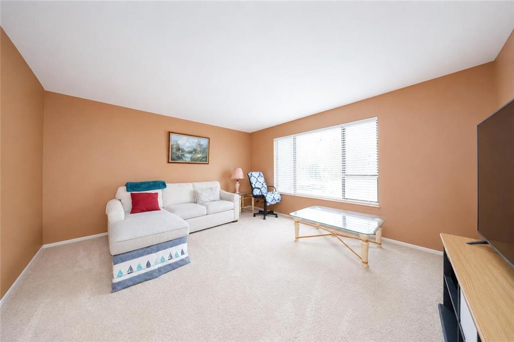 3 Carlyle Green, Staten  Island, New York, 10312 image 6