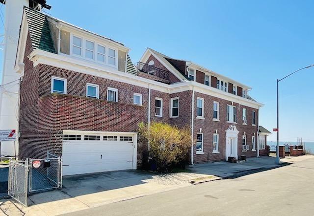 4703 Beach 47th Street Image 4