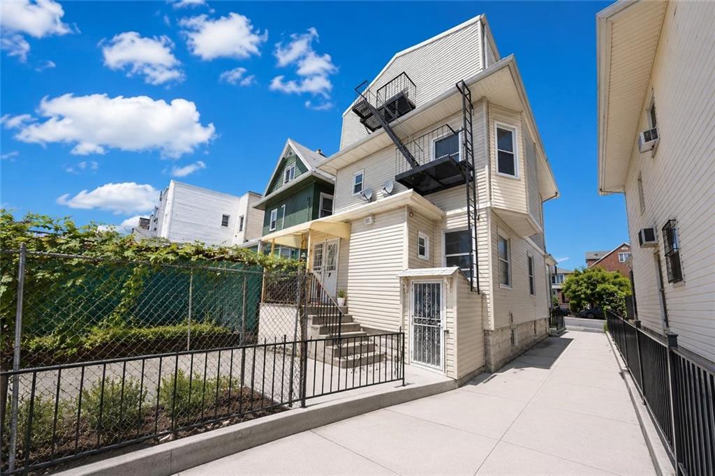 1344 Bay Ridge Parkway Image 3