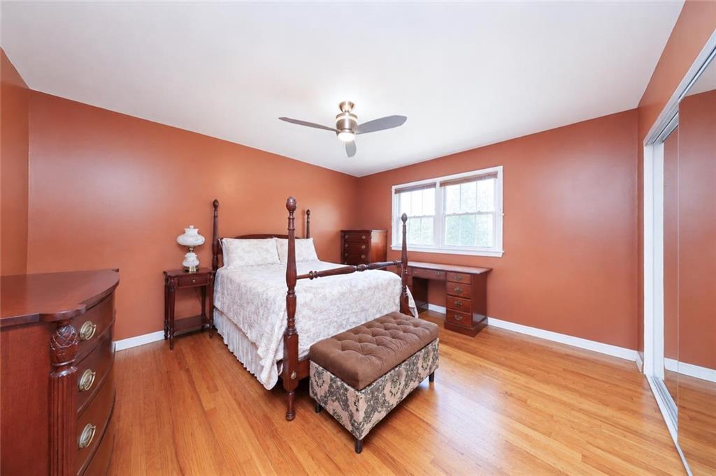21 Lindenwood Avenue, Staten  Island, New York, 10305 image 9