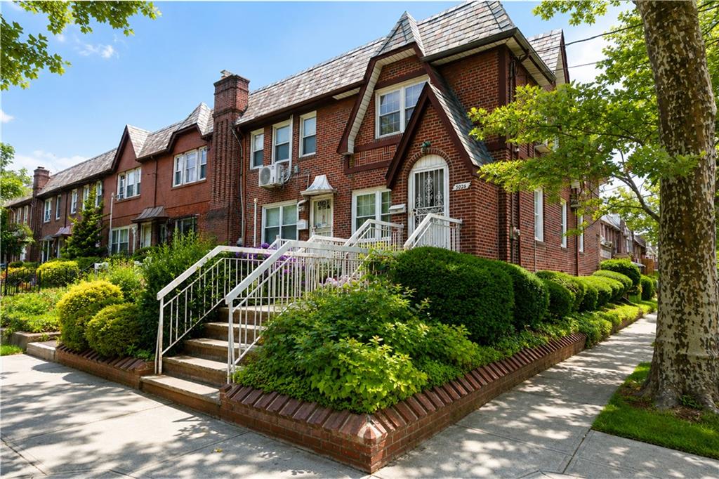 3026 Avenue T Image 5