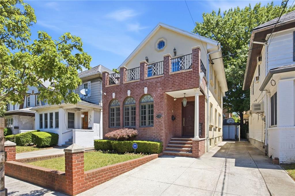 1739 East 26th Street Image 3