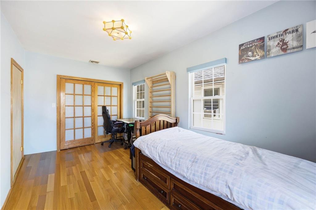 1739 East 26th Street, Brooklyn, New York, 11229 image 19