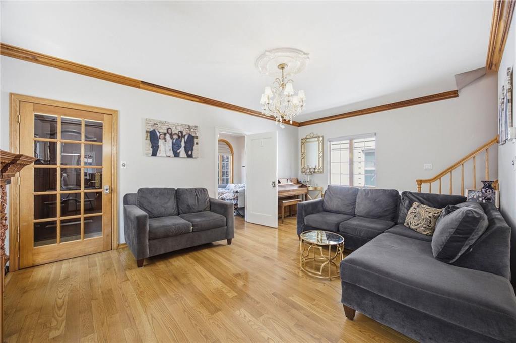 1739 East 26th Street Image 4