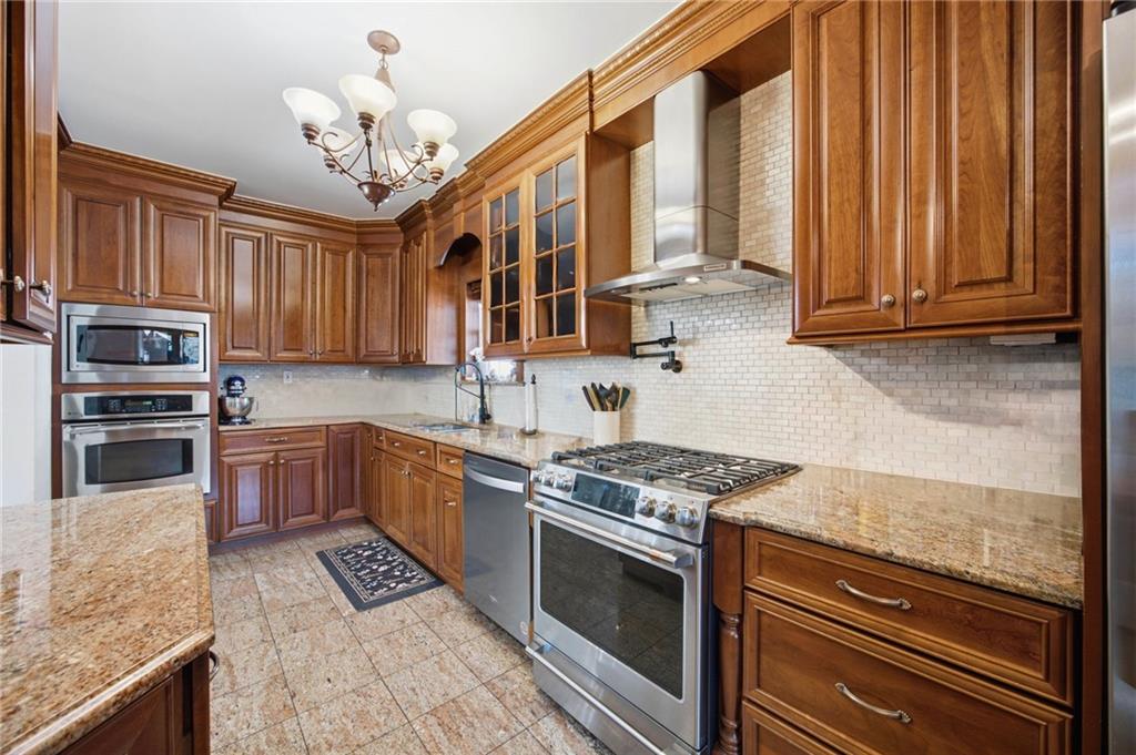 1739 East 26th Street, Brooklyn, New York, 11229 image 6