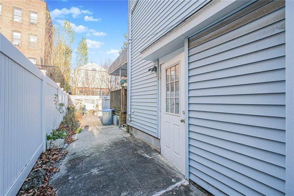 1621 70th Street Image 4