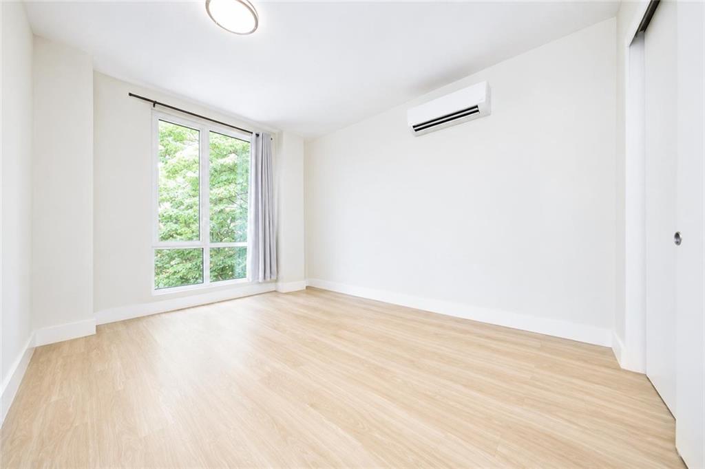 631 East 18th Street 2C, Brooklyn, New York, 11226 image 16