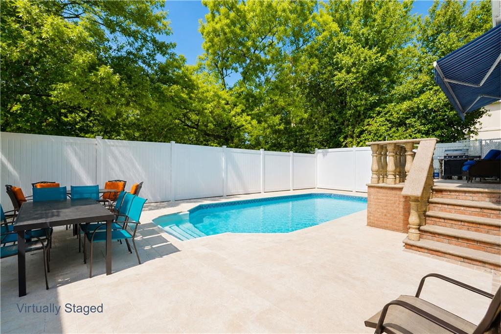 22 Putters Court, Staten  Island, New York, 10301 image 30