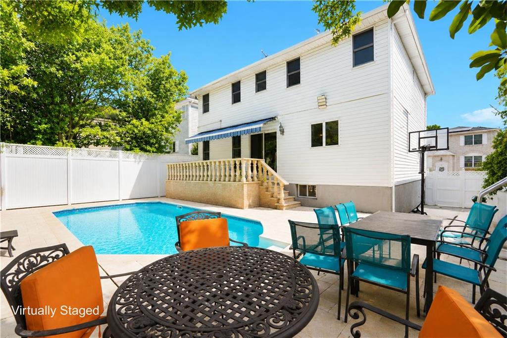 22 Putters Court, Staten  Island, New York, 10301 image 31