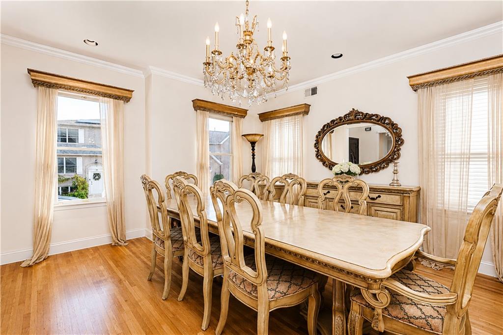 22 Putters Court, Staten  Island, New York, 10301 image 8