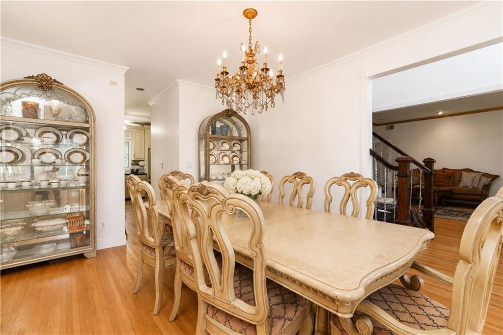22 Putters Court, Staten  Island, New York, 10301 image 11