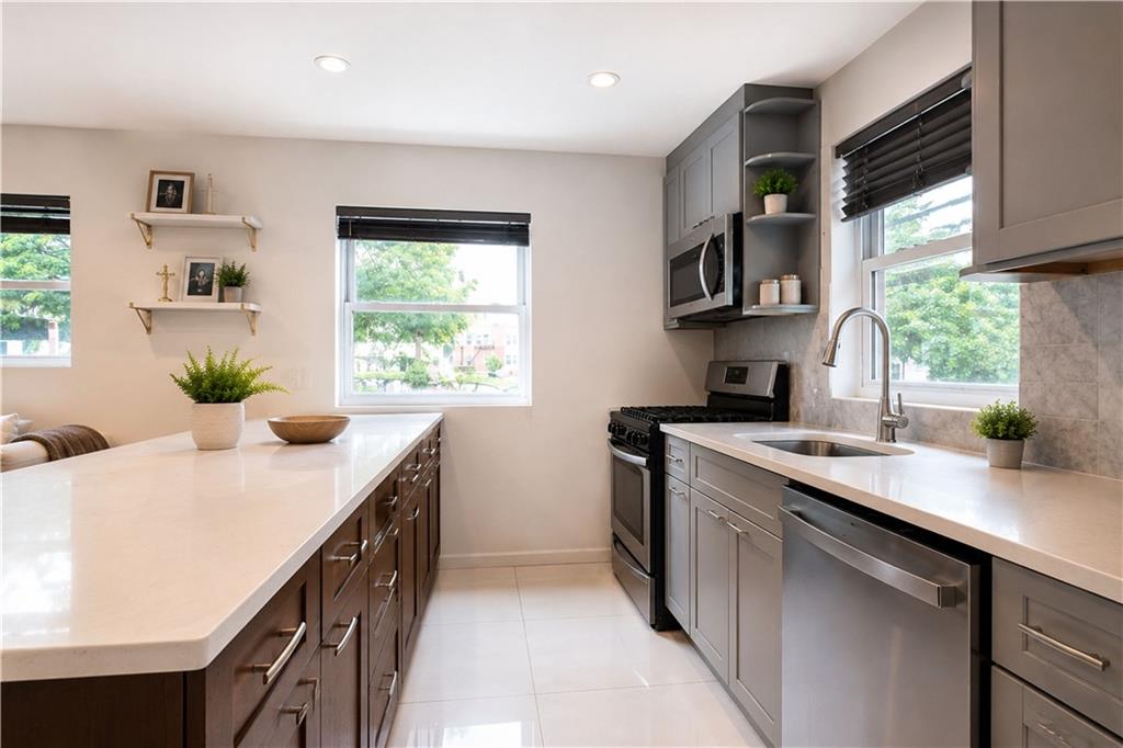2686 East 12th Street, Brooklyn, New York, 11235 image 31