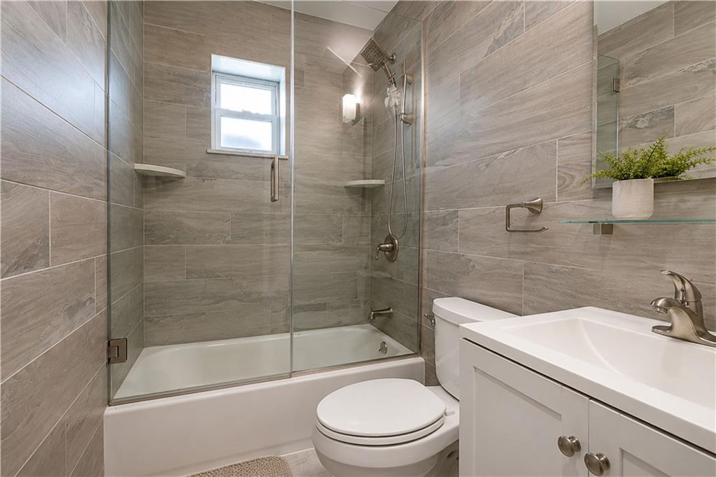 2686 East 12th Street, Brooklyn, New York, 11235 image 25