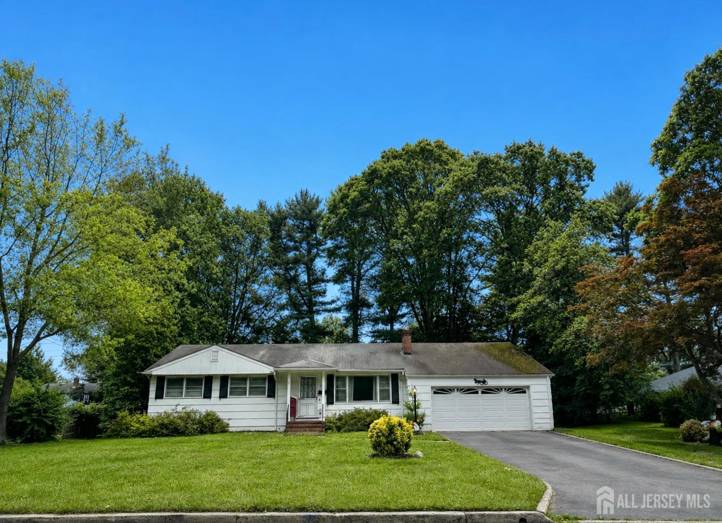 68 Herbert Drive, East Brunswick, NJ, 08816