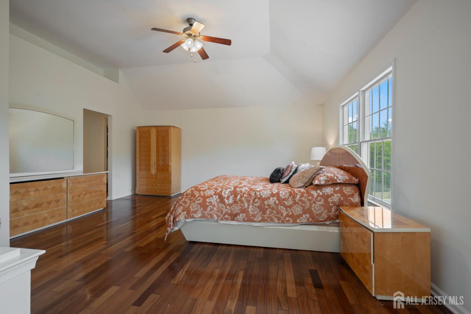 5 Blue Diamond Hill Court, East Brunswick, NJ, 08816 image 33