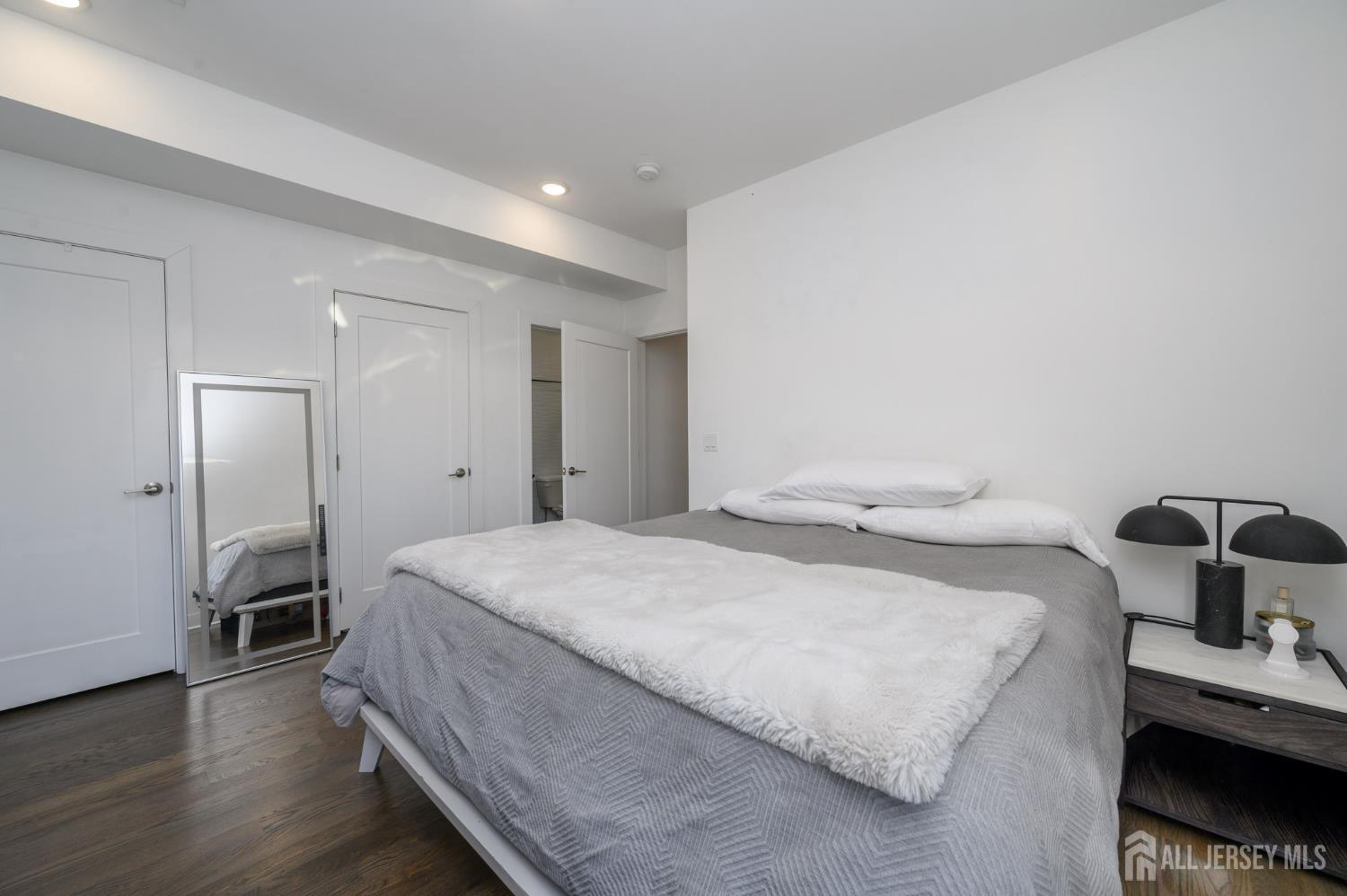 197 Garfield Avenue, Jersey City, NJ, 07305 image 27