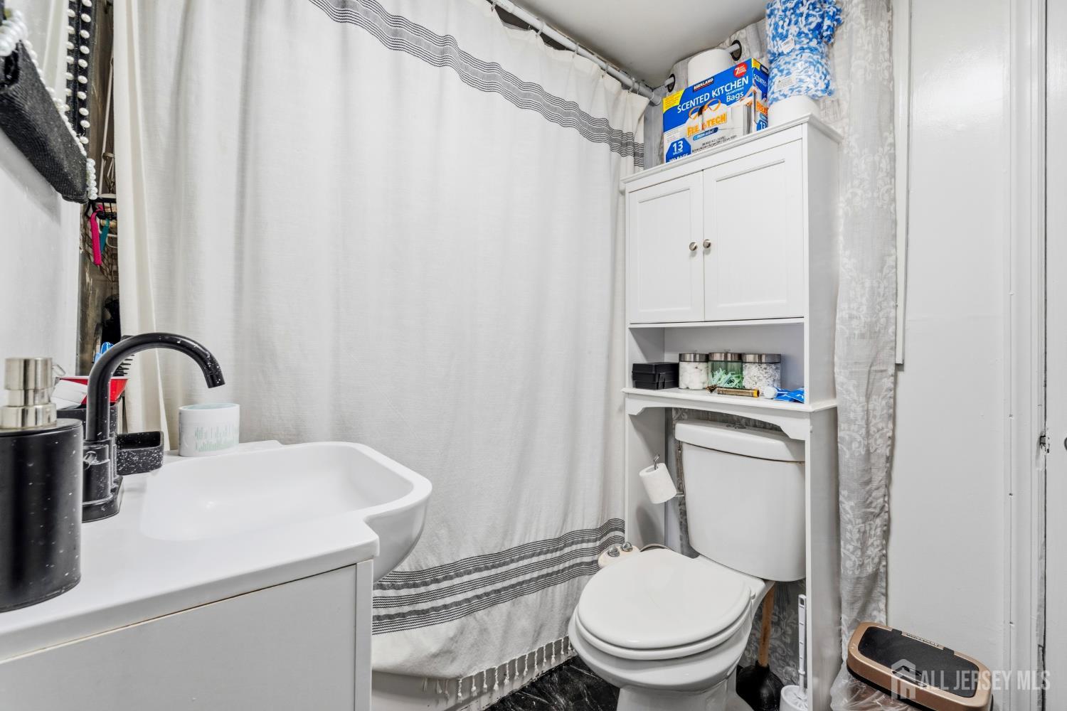 158 Gordon Street, Perth Amboy, NJ, 08861 image 18