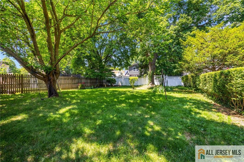 25 Home Street, Metuchen, NJ, 08840 image 10