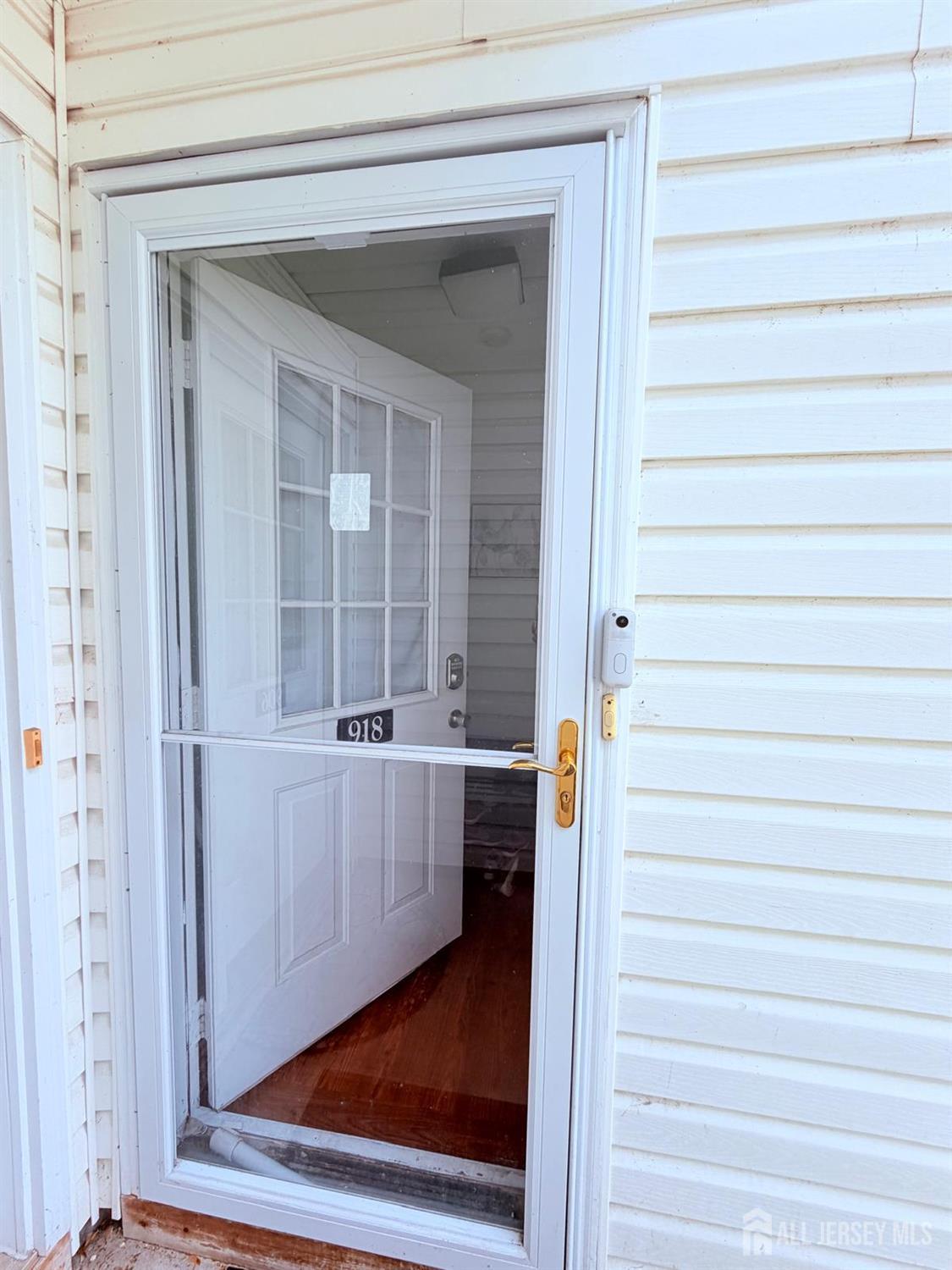 918 Plymouth Road Image 2