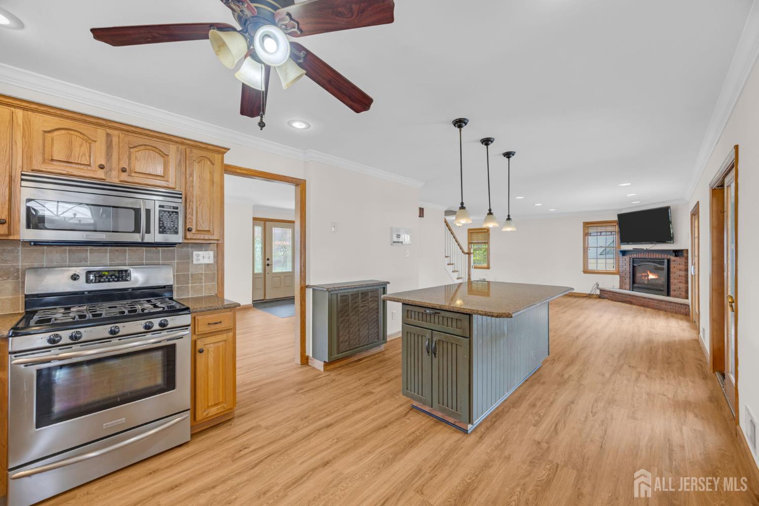 137 Woodland Avenue, Fords, NJ, 08863 image 11