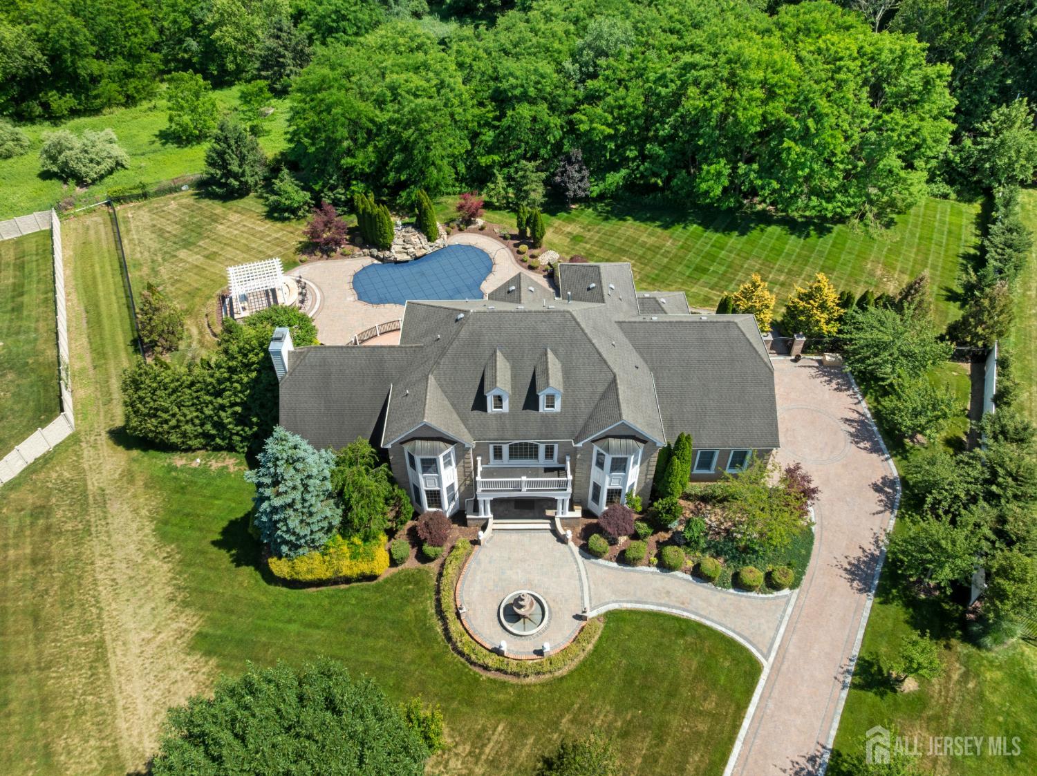 5 Blue Diamond Hill Court Image 3
