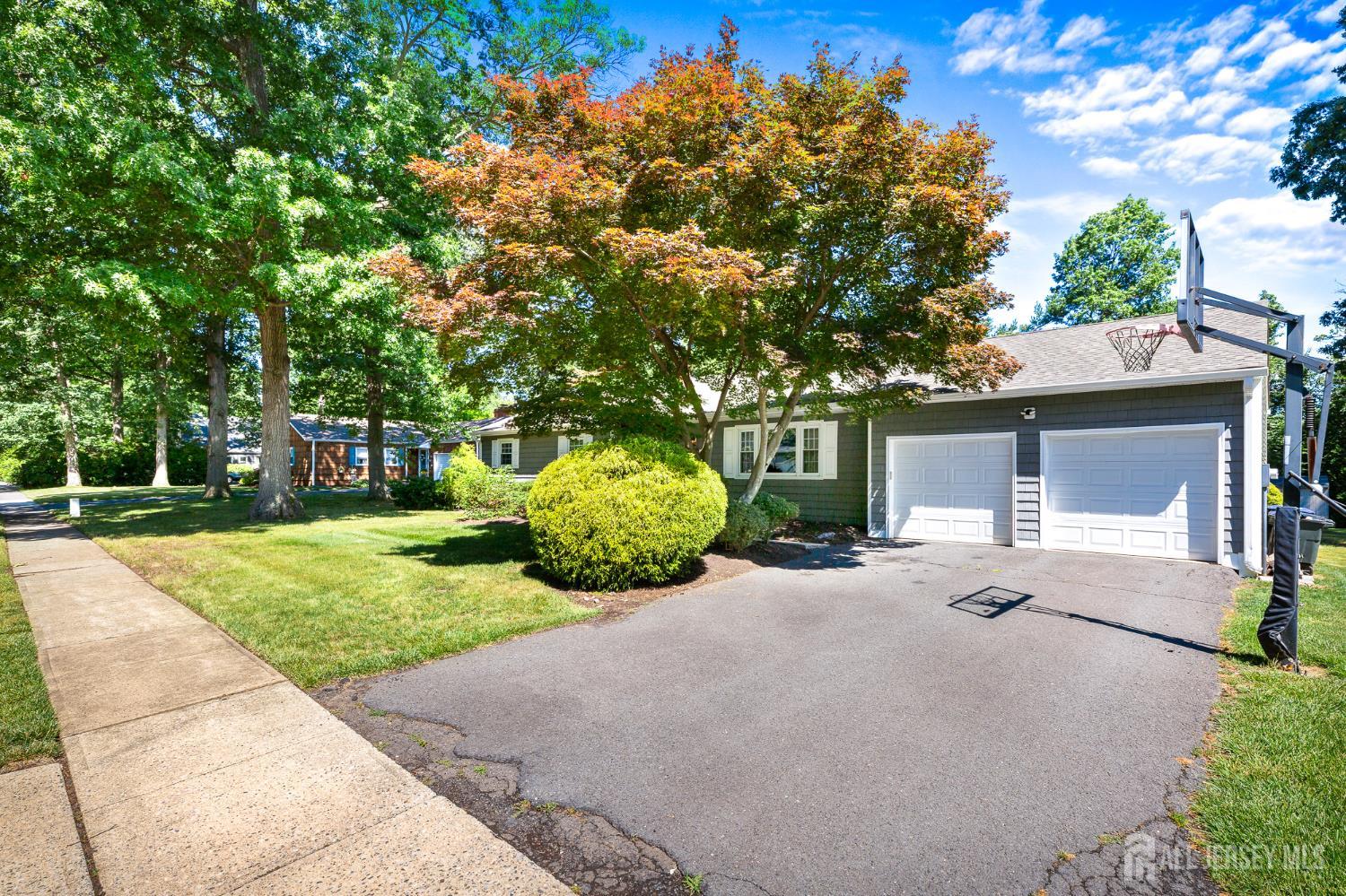 5 Camelot Drive Image 2