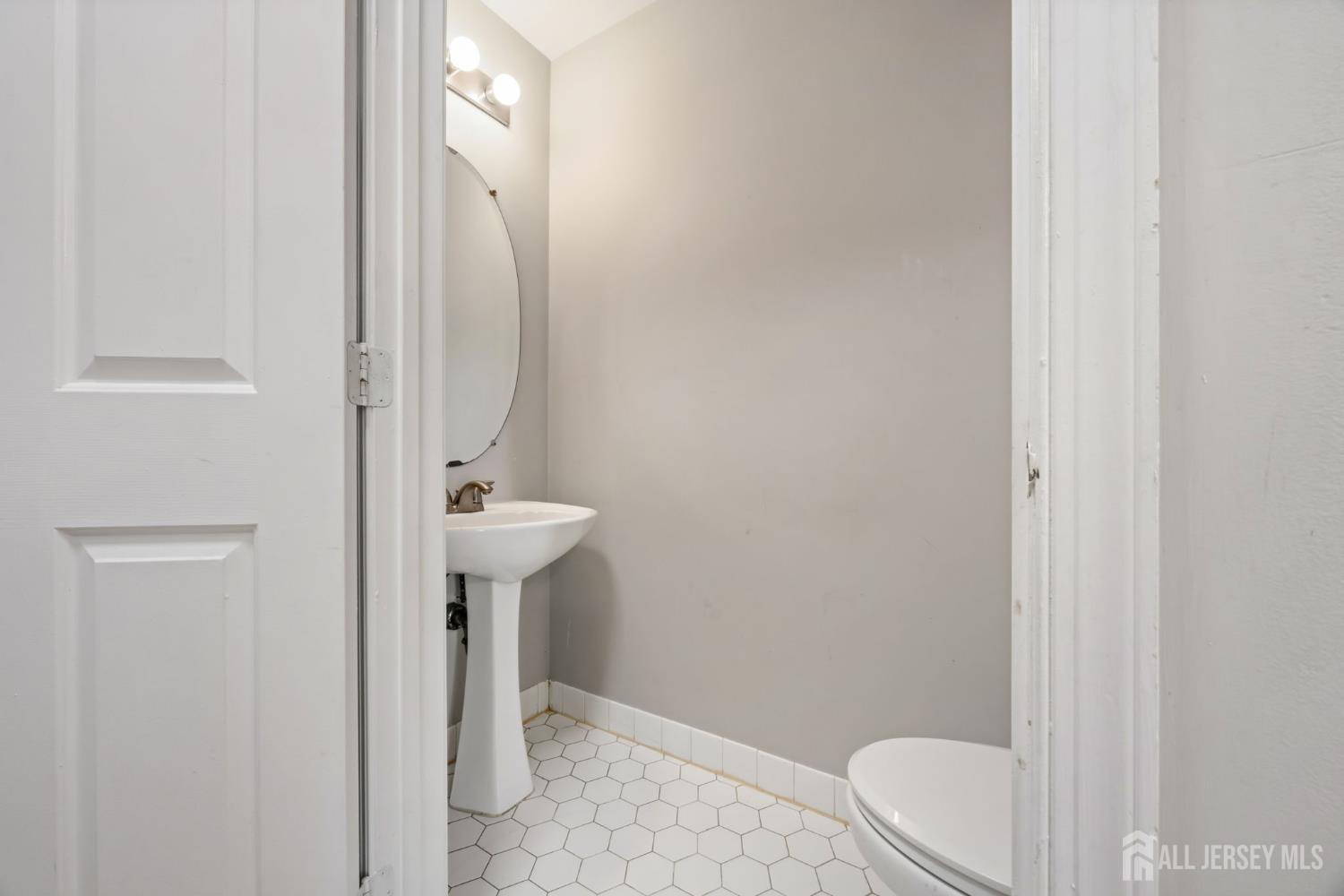 301 Pheasant Run, South Brunswick, NJ, 08852 image 14
