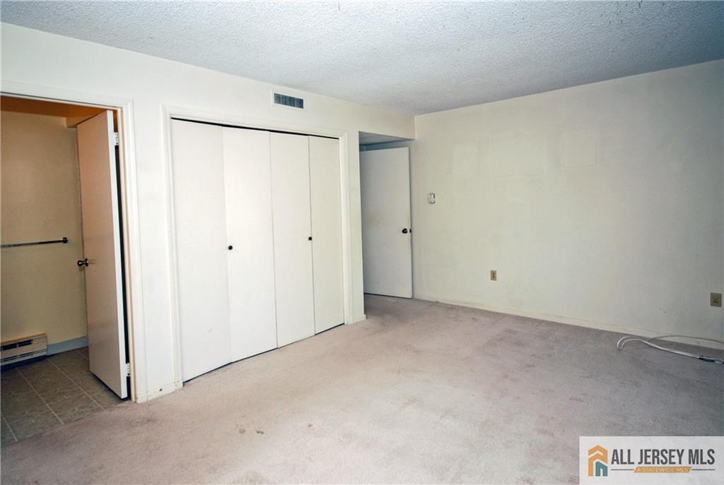 220 Manchester Lane B, Monroe, NJ, 08831 image 18
