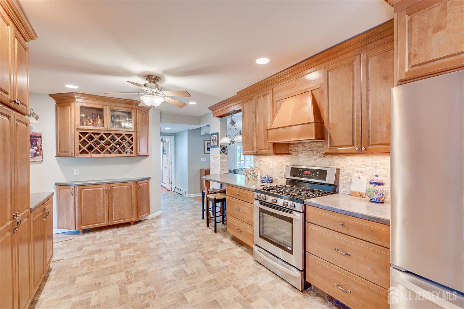 102 Michael Street, Edison, NJ, 08820 image 23