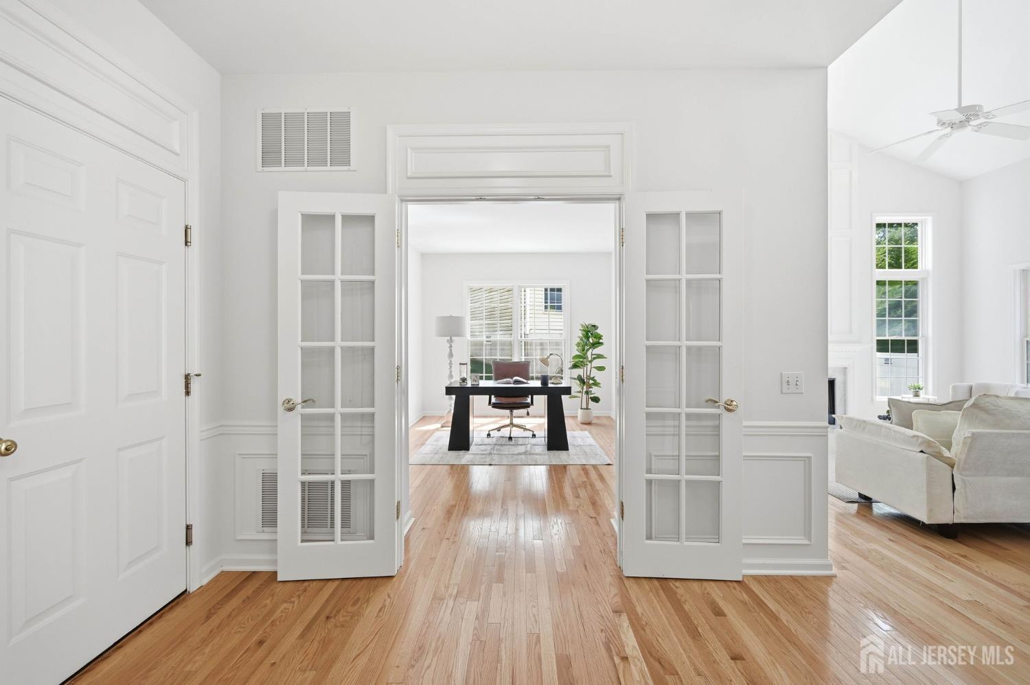 51 Hartlander Street, East Brunswick, NJ, 08816 image 29