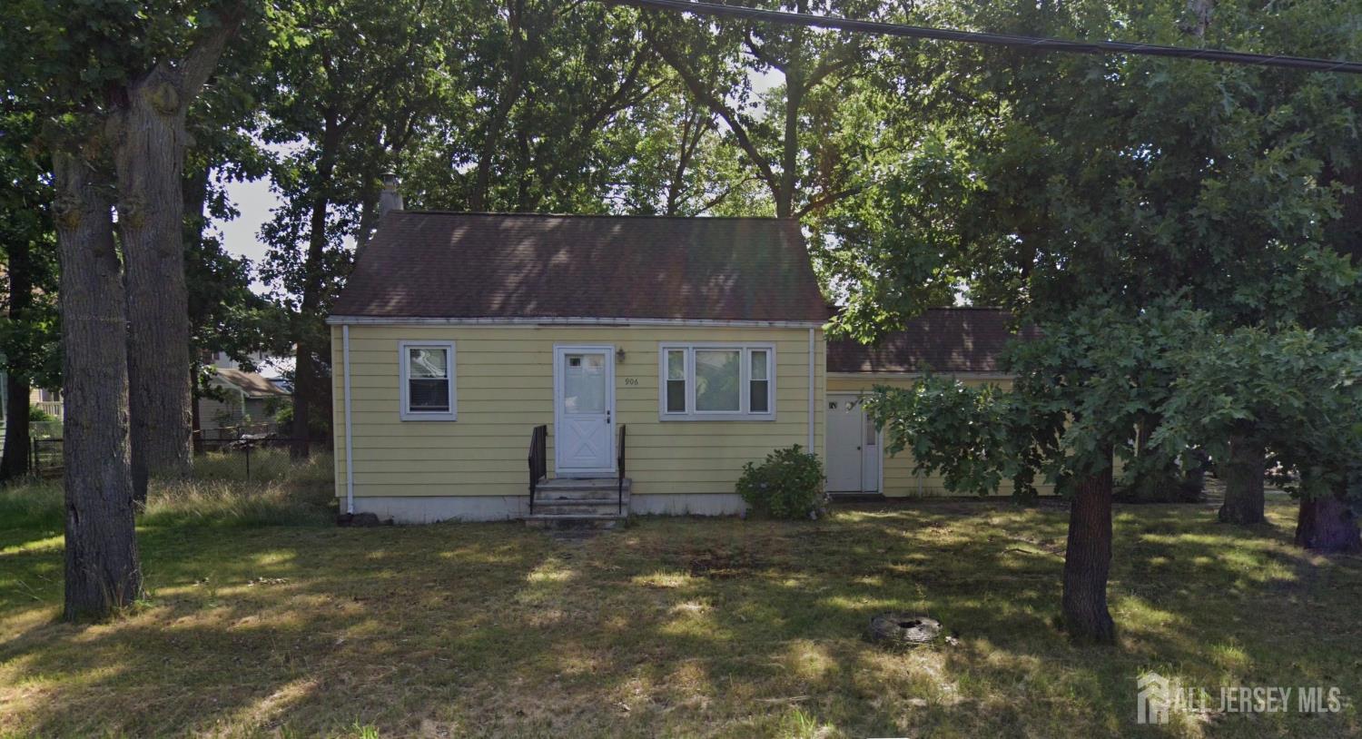 906 Englishtown Road, Old Bridge, NJ, 08857