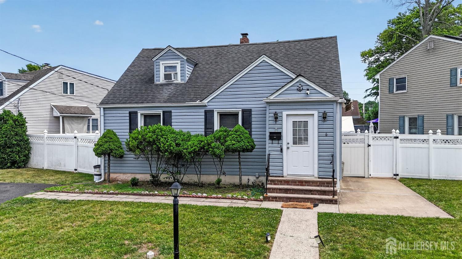 6 Hayes Court, North Brunswick, NJ, 08902