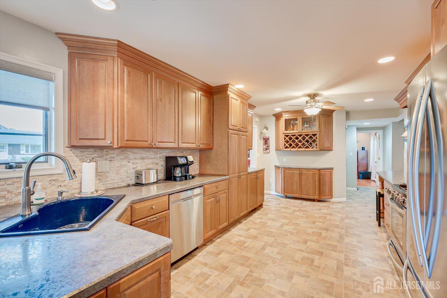 102 Michael Street, Edison, NJ, 08820 image 22
