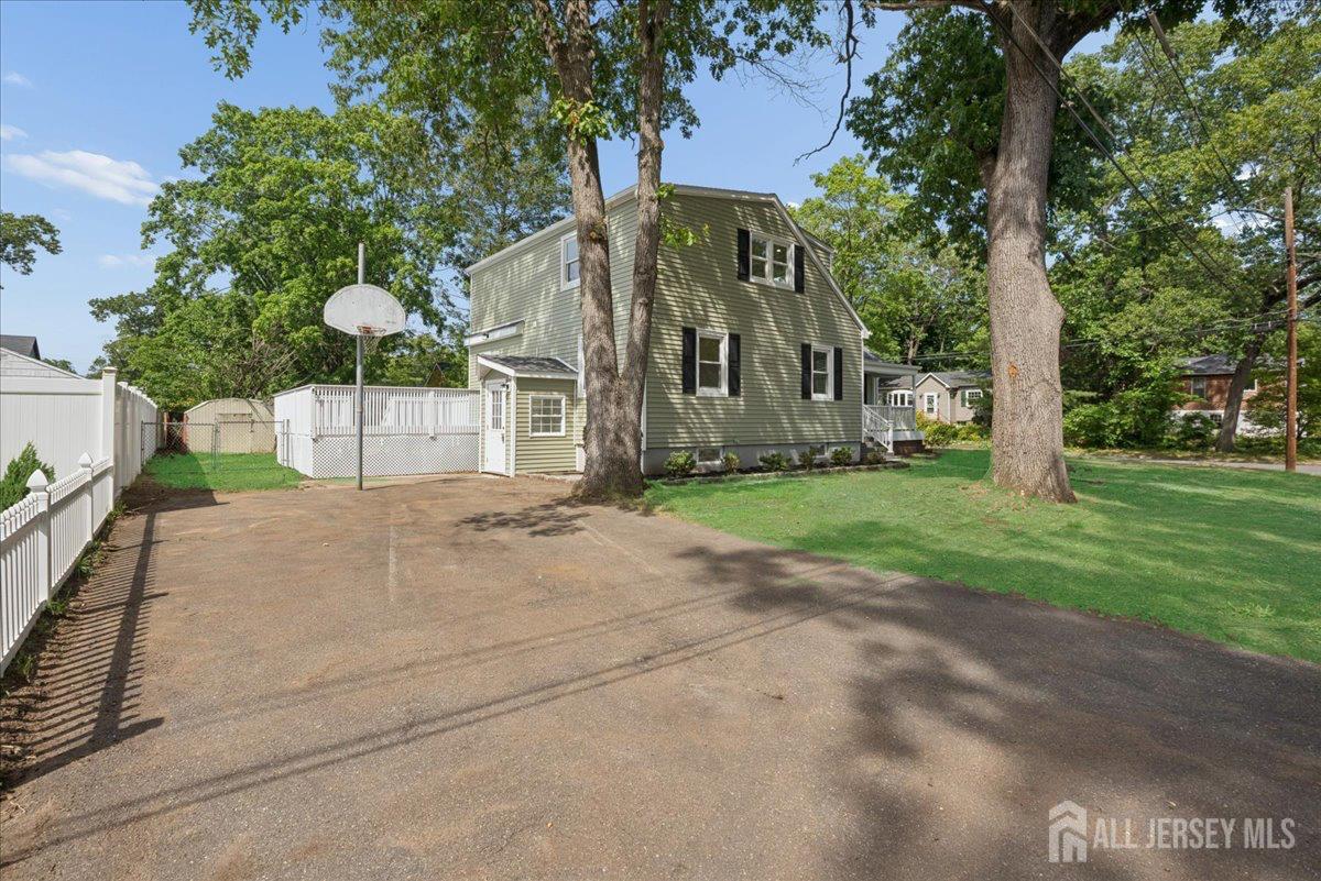 122 Fernhead Avenue Image 3