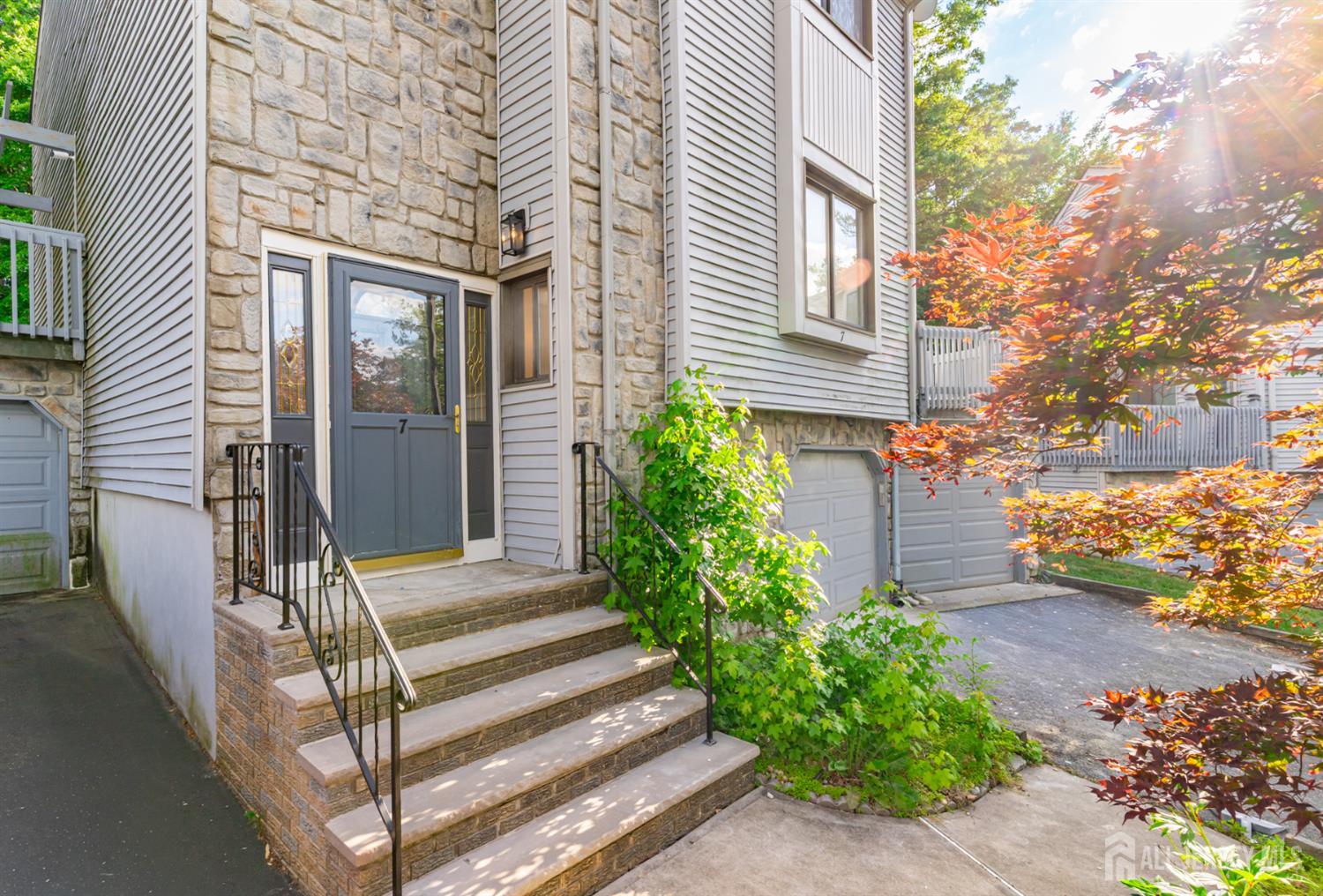 7 Firethorn Court Image 4