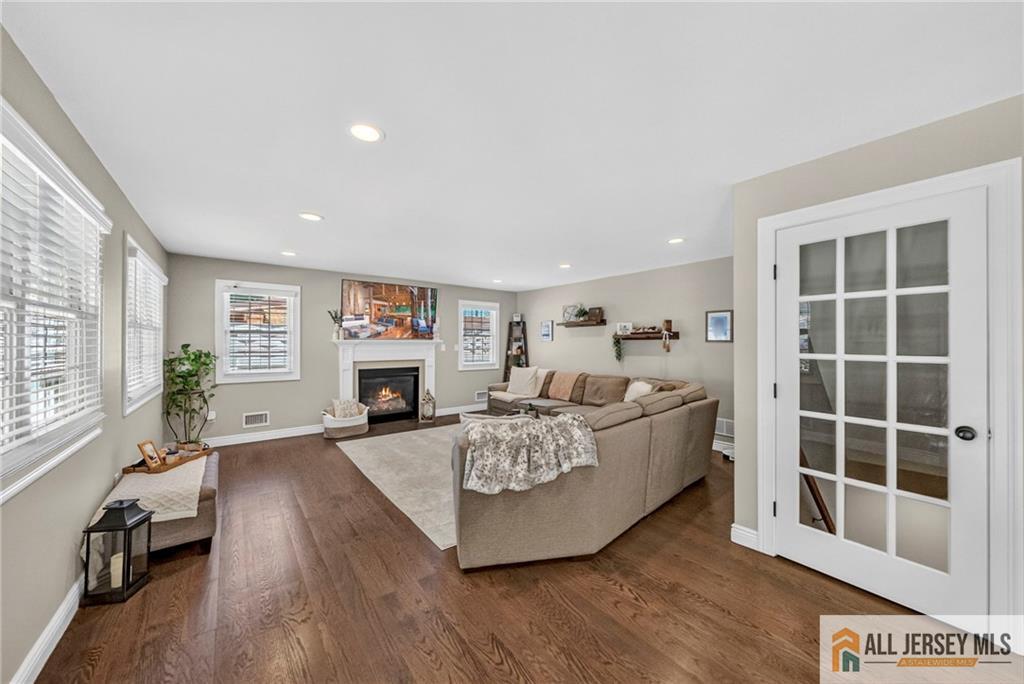 43 Pennington Avenue, Colonia, NJ, 07067 image 15
