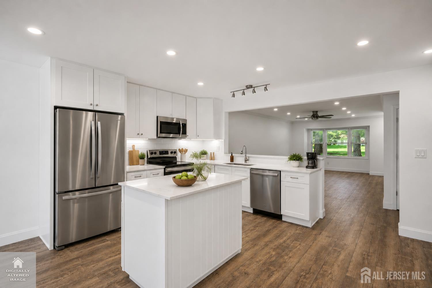 6 Plaza De Las Flores C, Freehold, NJ, 07728 image 12